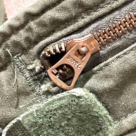 80s　US MILITARY　M-65 FIELD JACKET　3rd Type　フィールドジャケット　Size L-S　ブラスジップ　ミリタリージャケット　1980年　(S4977)