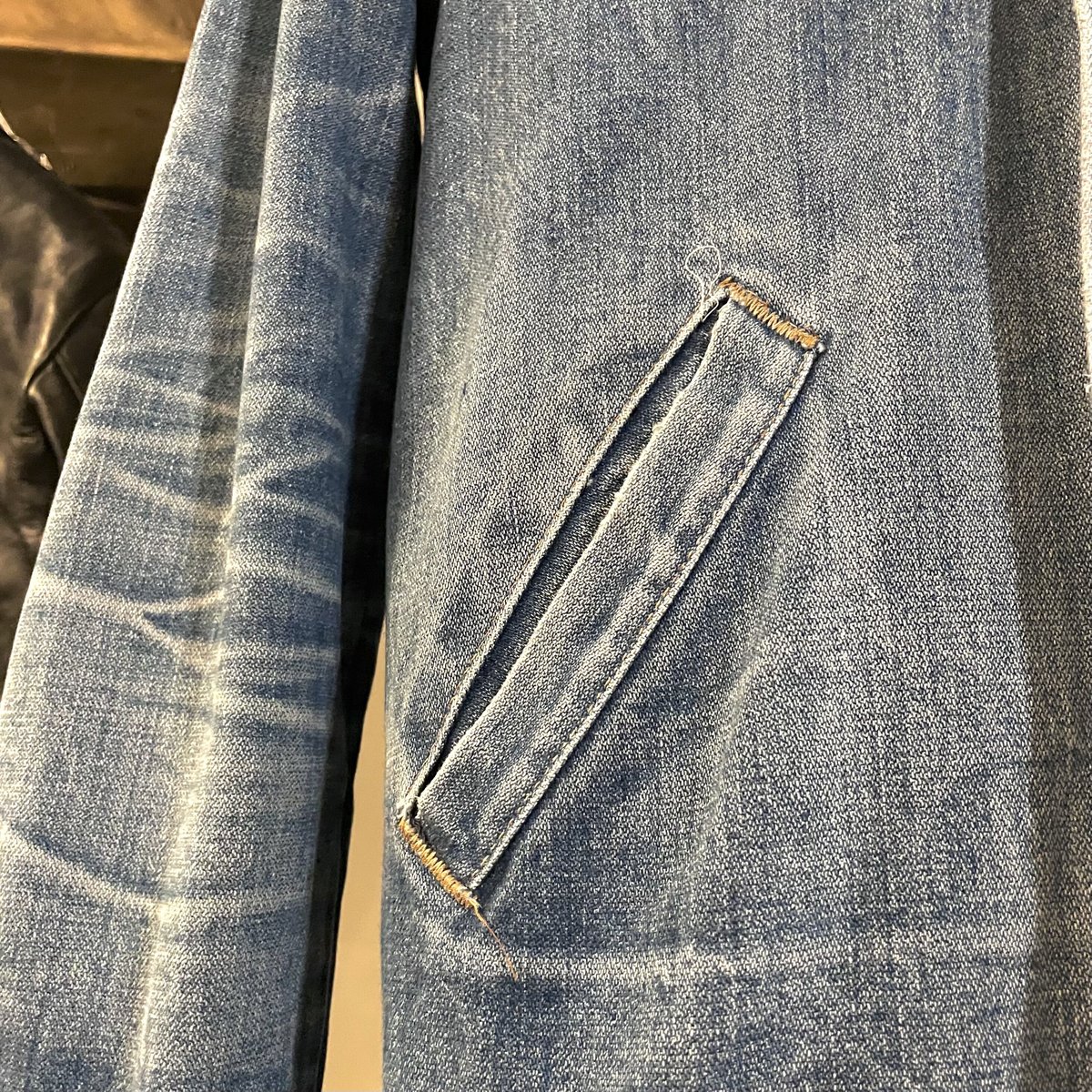 70s Wrangler デニムジャケット USA製 ロング丈 ハチノス 4つ 70s Wrangler デニムジャケット USA製 ロング丈 ハチノス 4つ