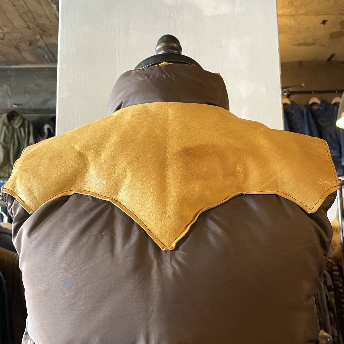 70s Rocky Mountain ダウンベスト USA製 レザーヨーク ロッキー 70s Rocky Mountain ダウンベスト USA製 レザーヨーク ロッキー