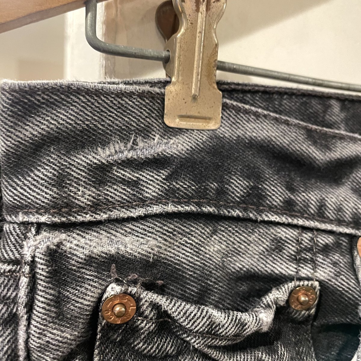 Levi's 501 90年代 後染めブラックデニム ボタン裏653 USA製 Levi's 501 90年代 後染めブラックデニム ボタン裏653 USA製