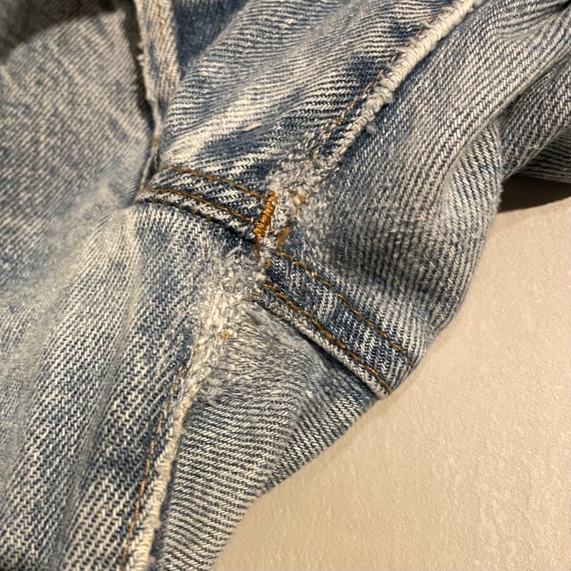 80s Levi's 501 デニムパンツ 31×31½ 黒カン 内股シングル 裾 80s Levi's 501 デニムパンツ 31×31½ 黒カン 内股シングル 裾