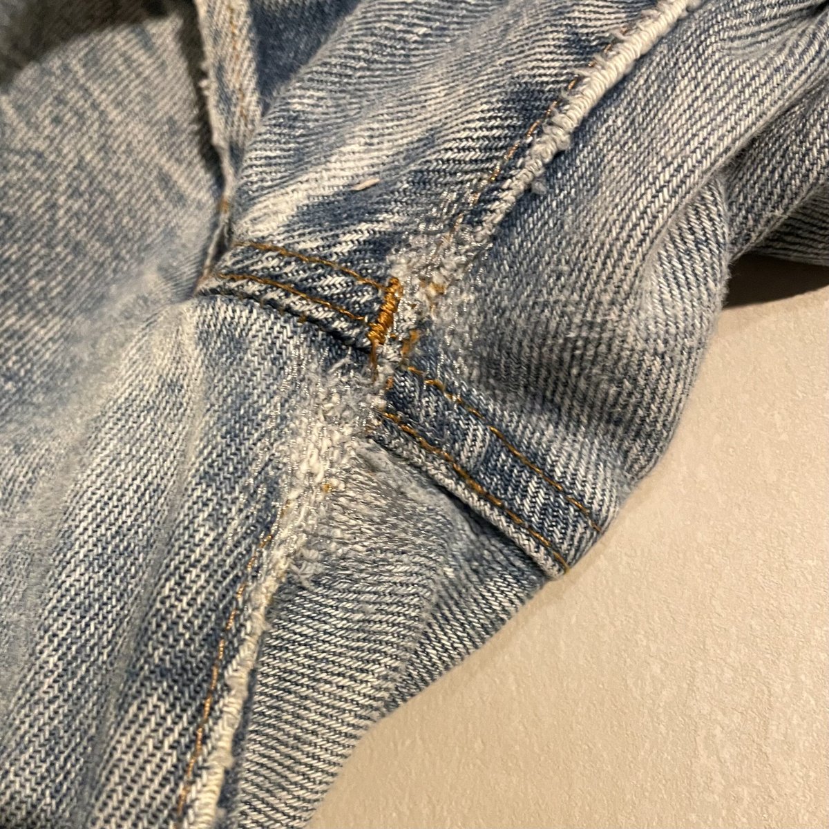 80s Levi's 501 デニムパンツ 31×31½ 黒カン 内股シングル 裾 80s Levi's 501 デニムパンツ 31×31½ 黒カン 内股シングル 裾