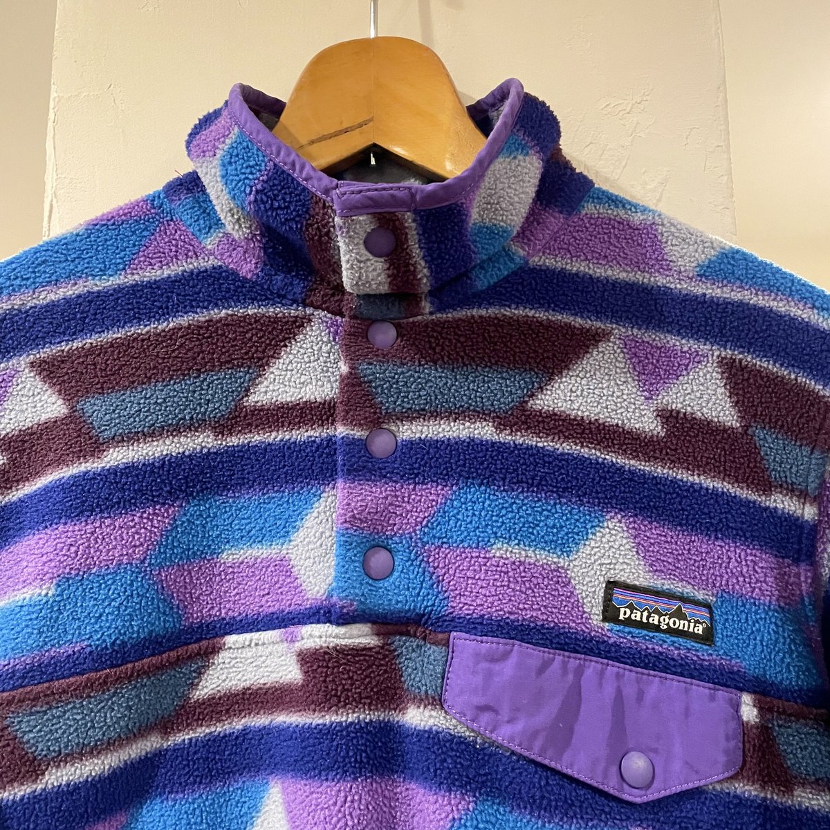 patagonia シンチラスナップＴ 総柄 レディースサイズ パタゴニア