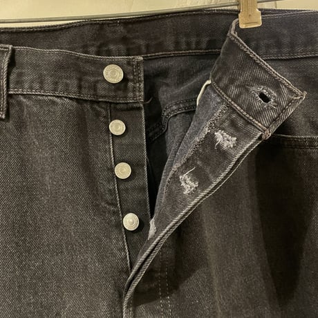 Levi’s 501　後染めブラックデニム　ボタン裏553　USA製　2002年　リーバイス501　(S0940)