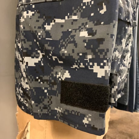 US NAVY　GORE-TEX PARKA　ゴアテックス パーカー　デジカモ　ミリタリージャケット　2013年　(S2162)