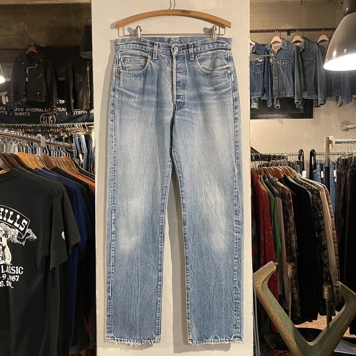 80s Levi's 501 デニムパンツ 31×31½ 黒カン 内股シングル 裾 80s Levi's 501 デニムパンツ 31×31½ 黒カン 内股シングル 裾