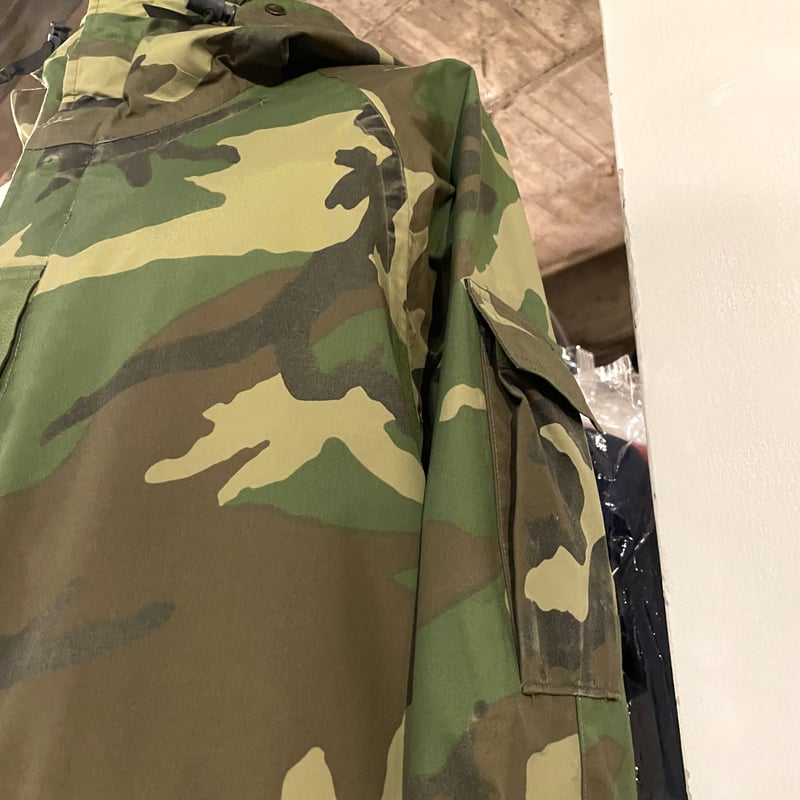 90s US ARMY GORE-TEX PARKA ウッドランドカモ柄 ゴアテックスパーカー