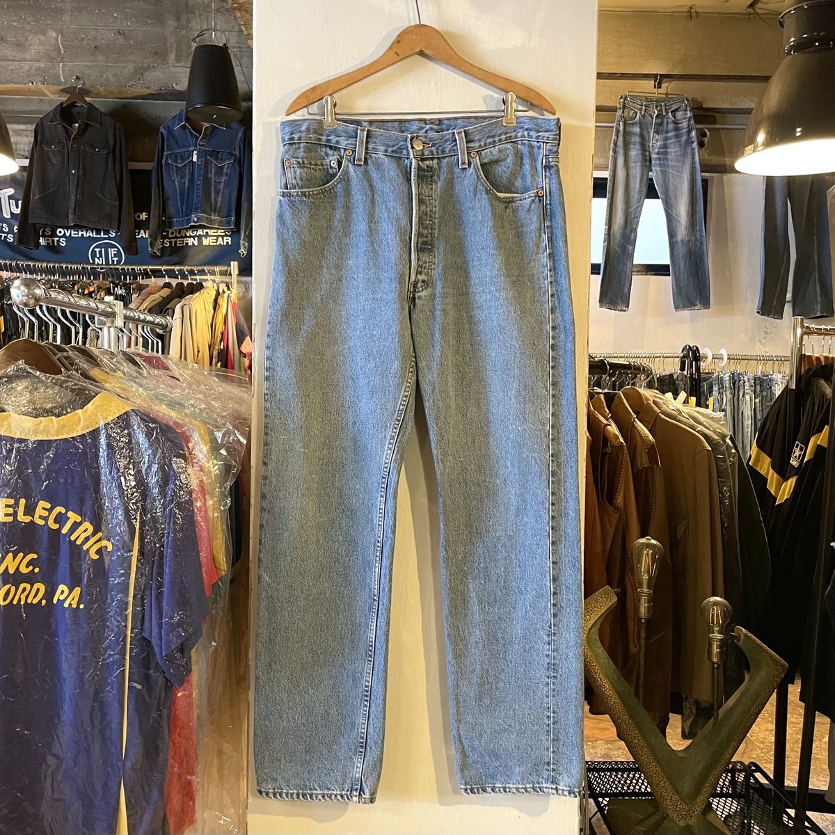 90s Levi's 501 リーバイス デニムパンツ 34×31 USA製 ボタン裏 90s Levi's 501 リーバイス デニムパンツ 34×31 USA製 ボタン裏
