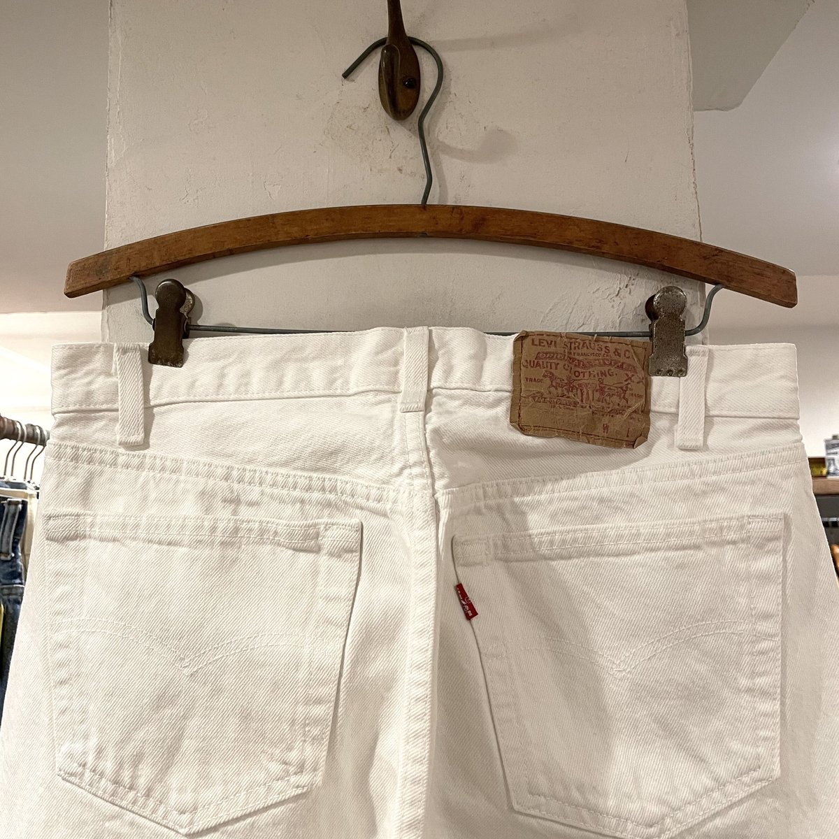 Levi's 501 80年代 リーバイス501 ホワイトデニムパンツ 内股 Levi's 501 80年代 リーバイス501 ホワイトデニムパンツ 内股
