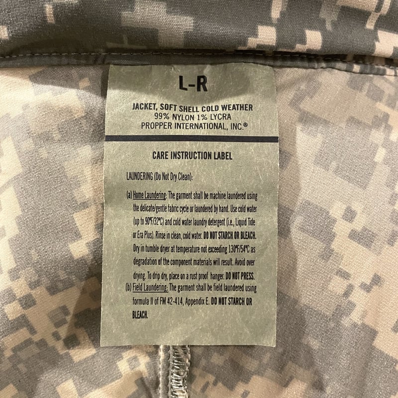 ECWCS GEN3 Level5 ソフトシェルジャケット ミリタリー デジカモ U.S.ARMY 米軍 デッドストック ECWCS GEN3 LEVEL5 ソフトシェル