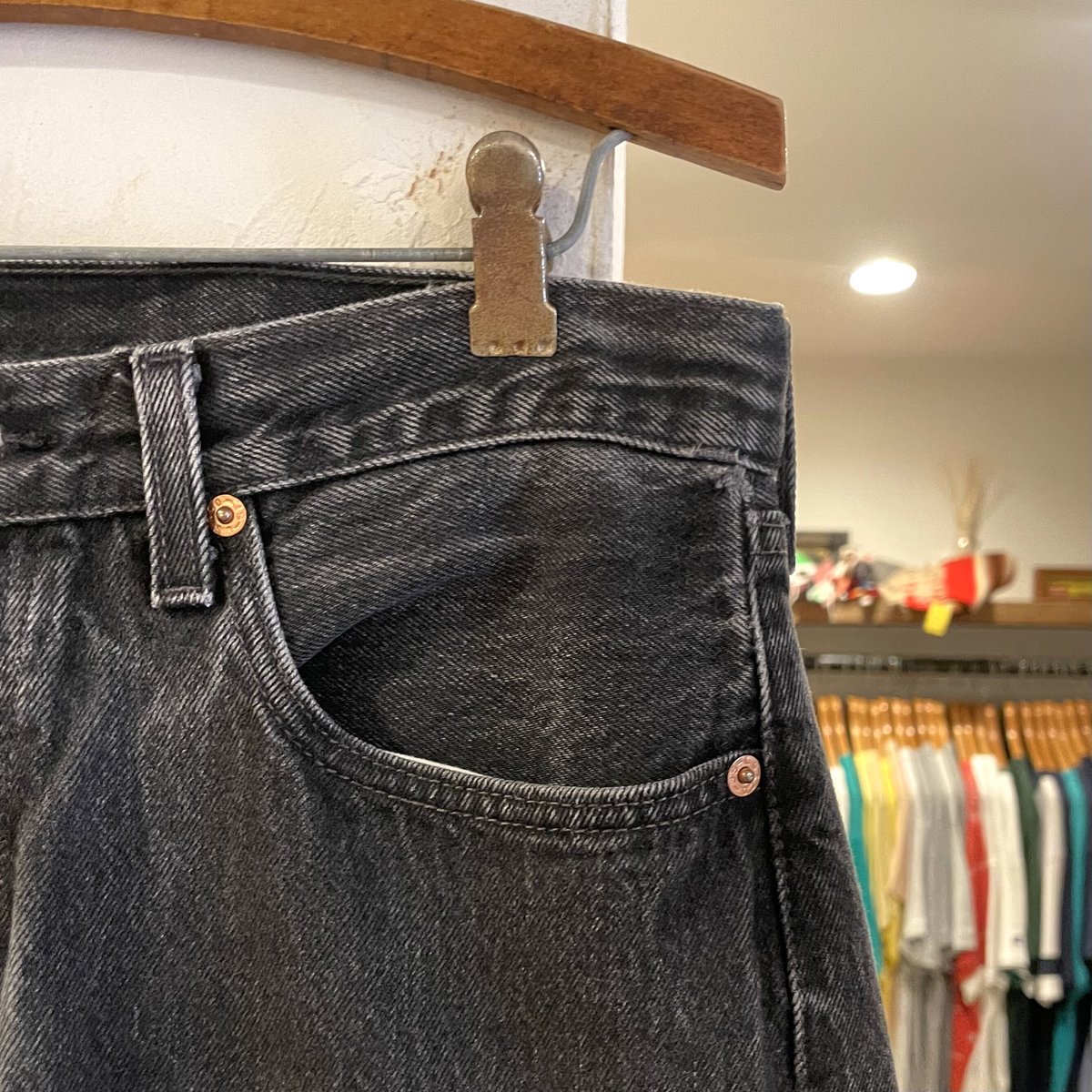 か*こ様 【90s】Levi's 501 後染め ブラック USA製 ボタン裏6 Levi's 501 90年代 リーバイス501 後染めブラックデニム ボタン