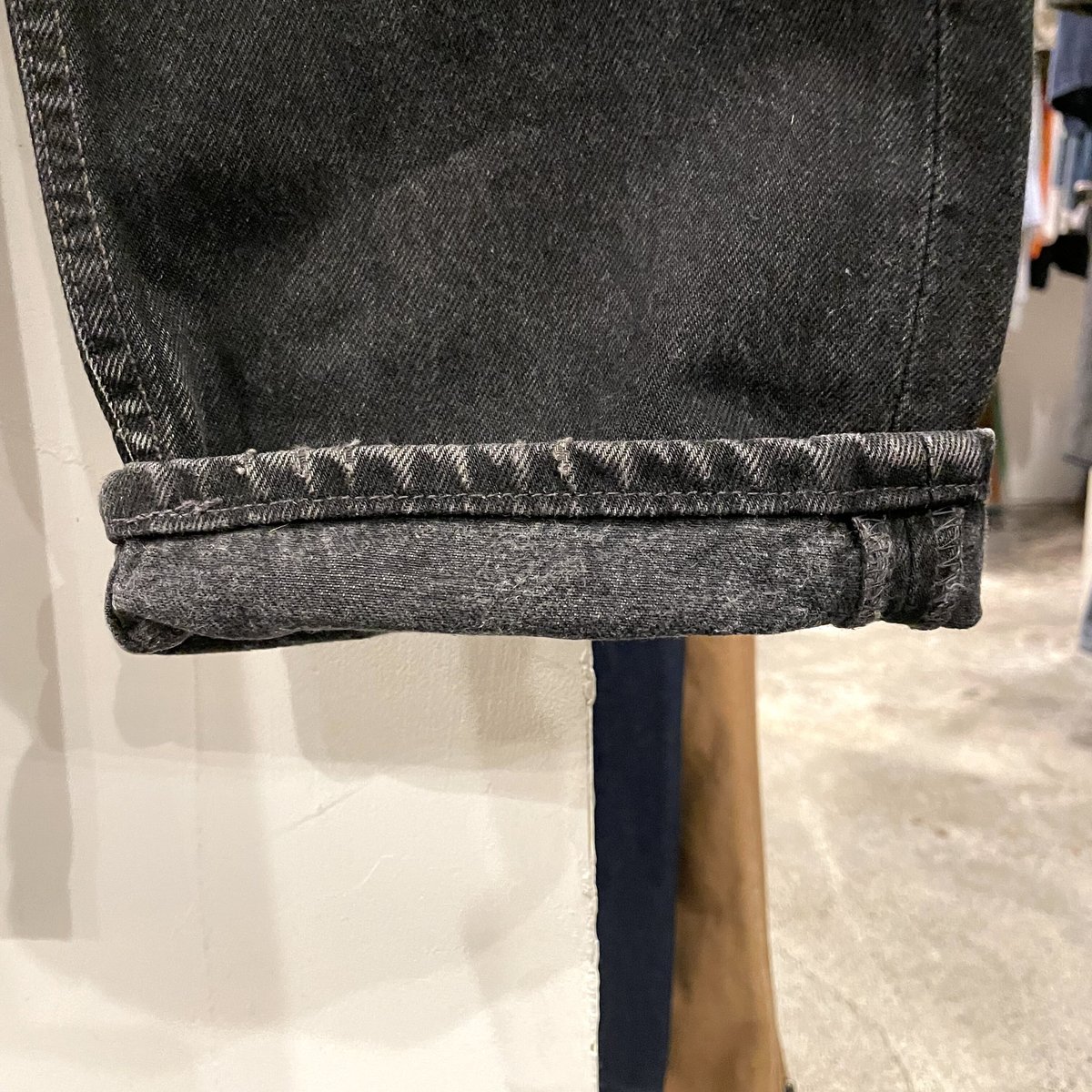 Levi's 501 ブラックデニムパンツ ユーロリーバイス 雰囲気系 Levi's 501 ブラックデニムパンツ ユーロリーバイス 雰囲気系