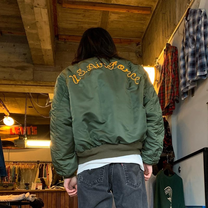 USAF MA-1 CIVILIAN 民間 ワッペンカスタム チェーン刺繍 USA製 USAF MA-1 CIVILIAN 民間 ワッペンカスタム チェーン刺繍 USA製
