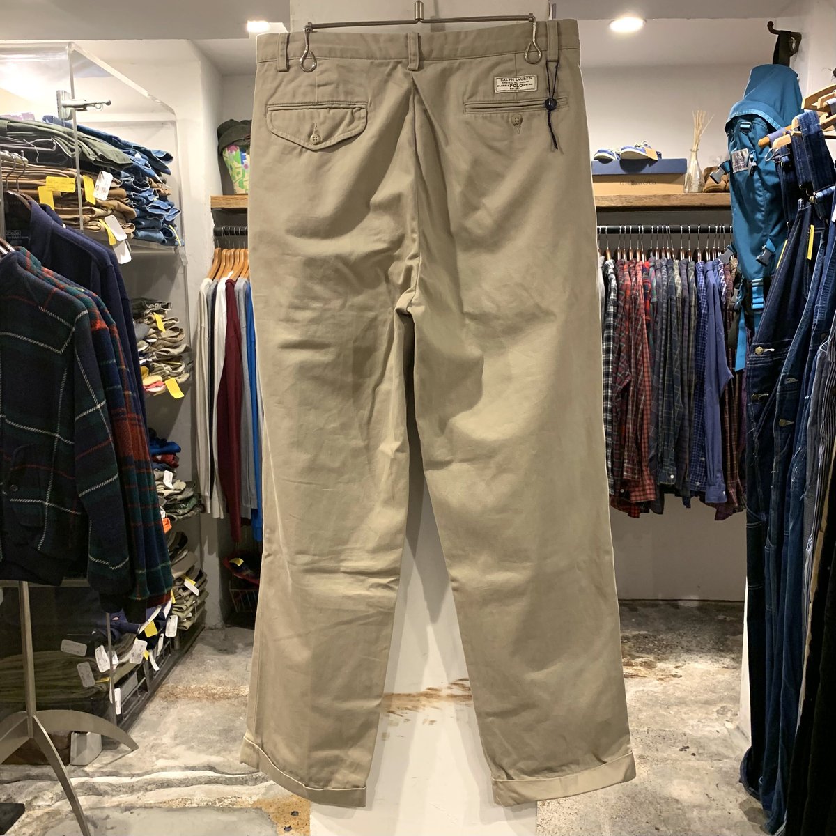 Polo by Ralph Lauren チノパン タック入り ポロチノ ベージュ Polo by Ralph Lauren チノパン タック入り ポロチノ ベージュ