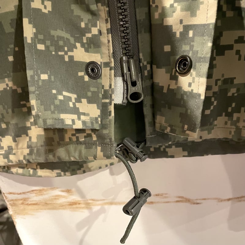 US ARMY ECWCS GEN2 2001年製 ゴアテックスパーカー デジカモ ミ