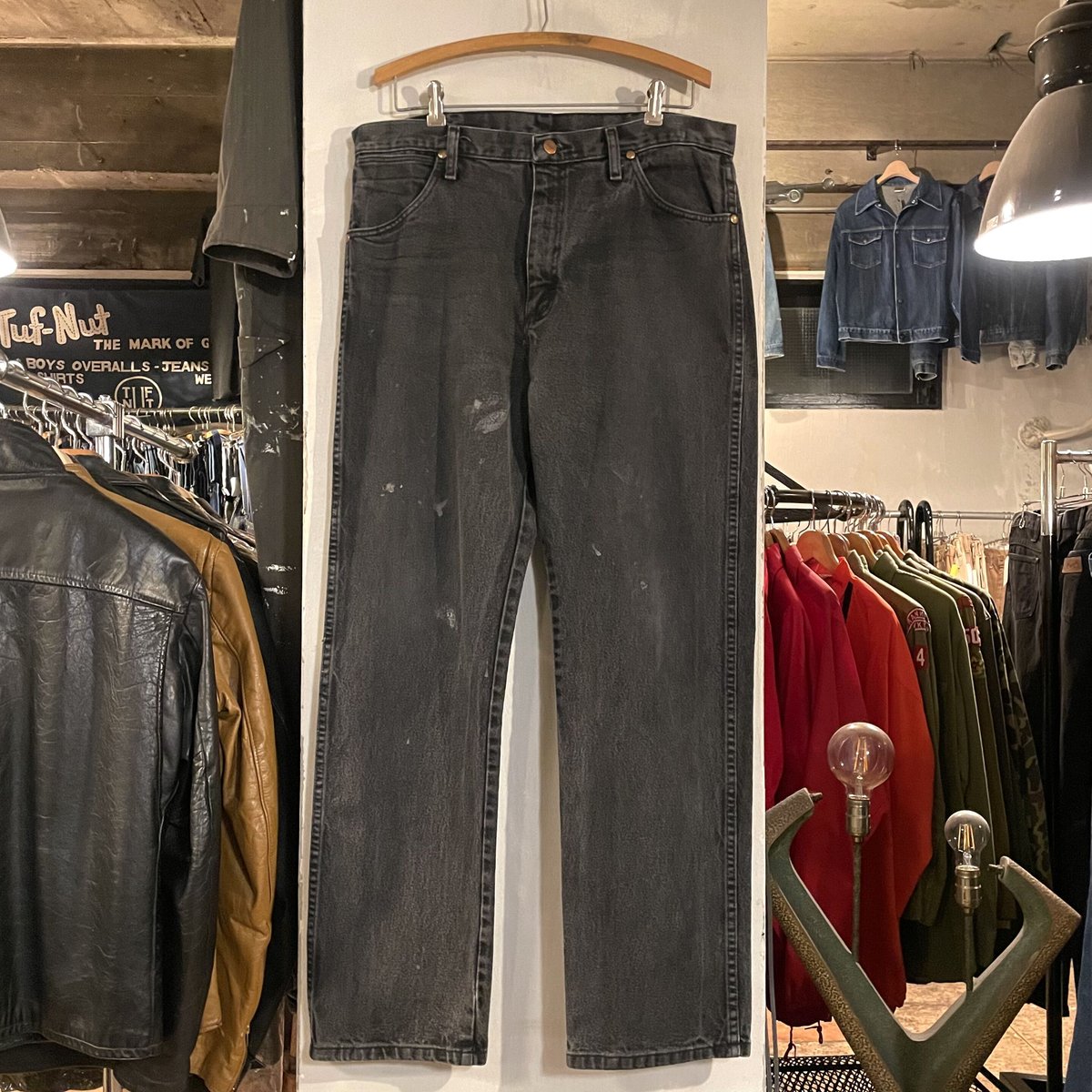 Wrangler 13MWZWK ブラックデニム パンツ 35×32 ラングラー Wrangler 13MWZWK ブラックデニム パンツ 35×32 ラングラー
