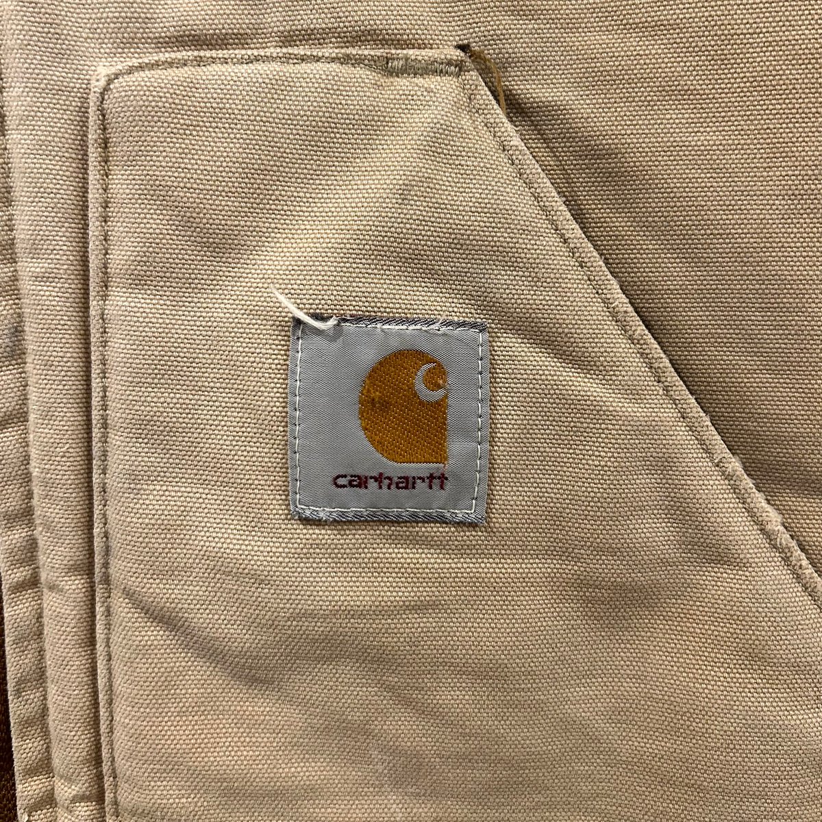 carhartt ダックベスト カーハート ブラウン フェード 雰囲気系 carhartt ダックベスト カーハート ブラウン フェード 雰囲気系