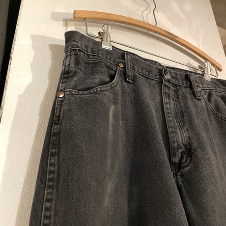Wrangler　13MWZWK　ブラックデニム パンツ　33×31½　ラングラー　(S3466)
