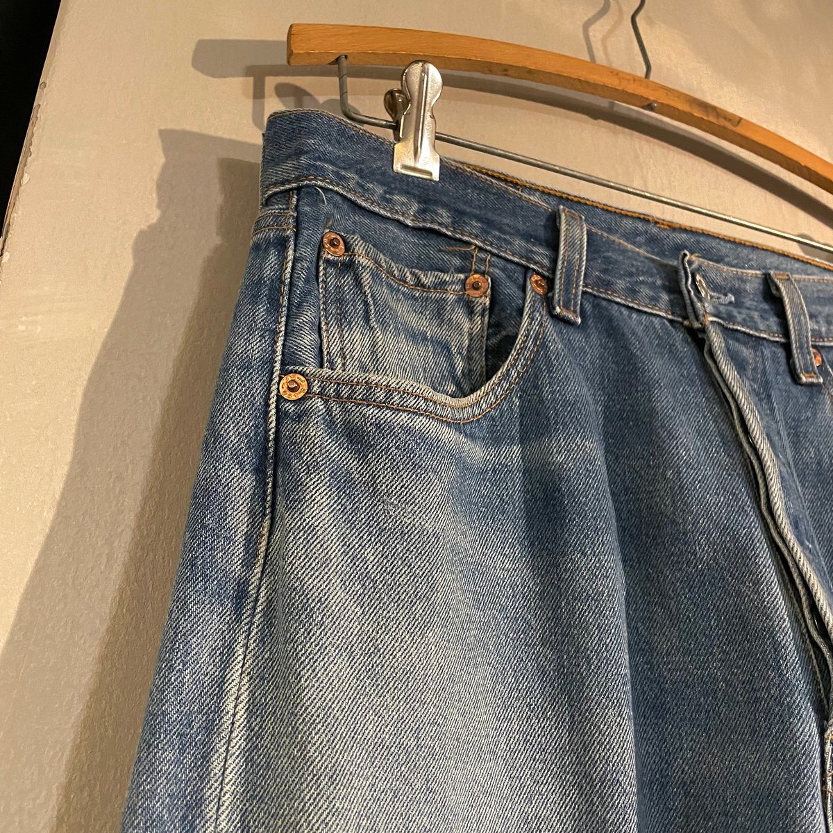 90s Levi's 501 リーバイス デニムパンツ 31×31 USA製 ボタン裏 90s Levi's 501 リーバイス デニムパンツ 31×31 USA製 ボタン裏