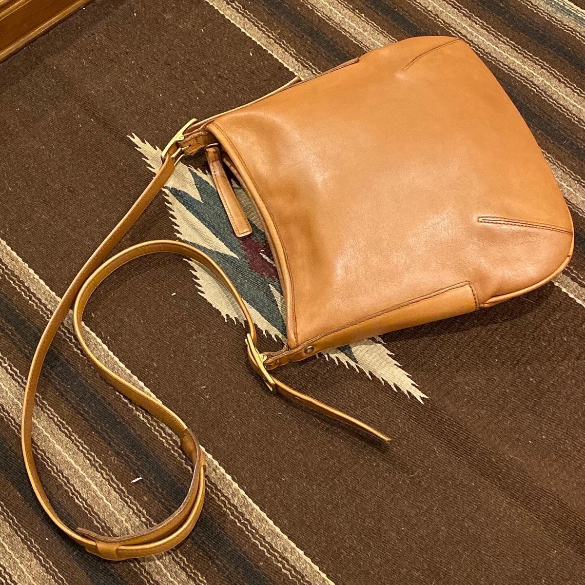 COACH オールドコーチ レザーショルダーバッグ 9204 | DUFF