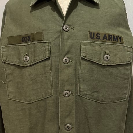 70s　US ARMY　ユーティリティシャツ　Size 16½　シャツ袖　OG 107 COTTON SATEEN　ミリタリーシャツ　1973年　(S5139)
