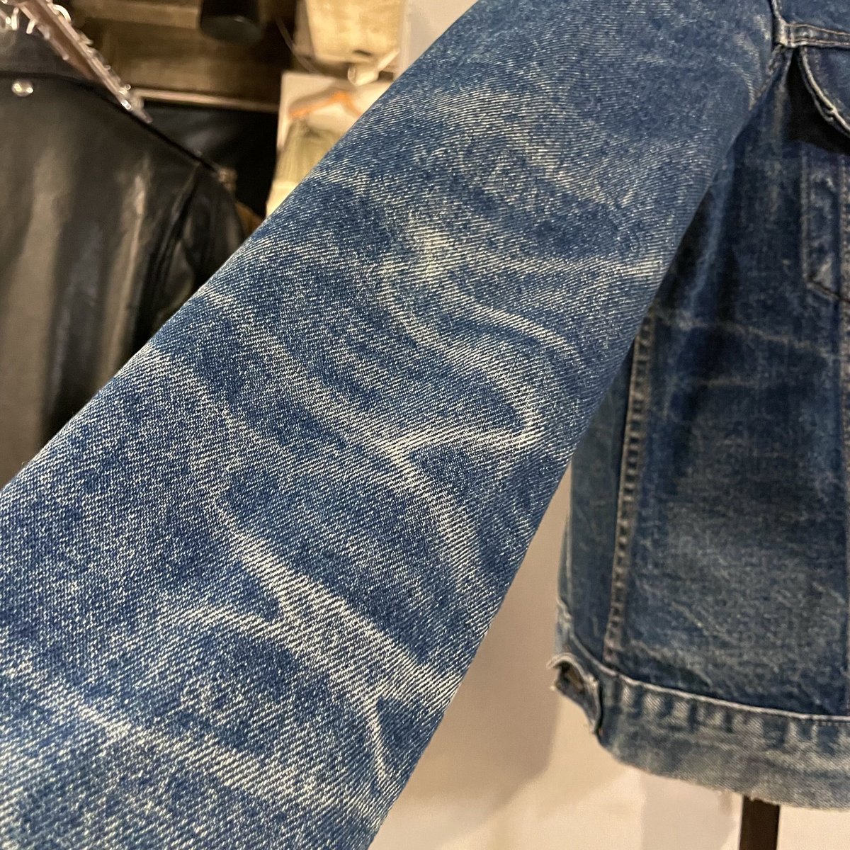 80s Levi’s 75505-0217 ハチノス　鬼ヒゲ　アートピース Levi's - 鬼 ヒゲ 70s USA製☆ リーバイス 505 0217 シングル