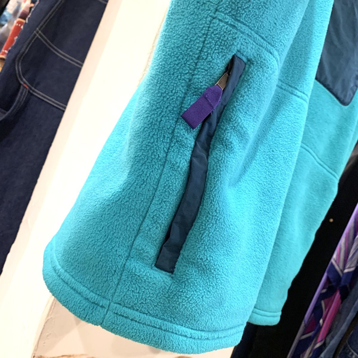 patagonia カーステンス フリースベスト エメラルドグリーン 