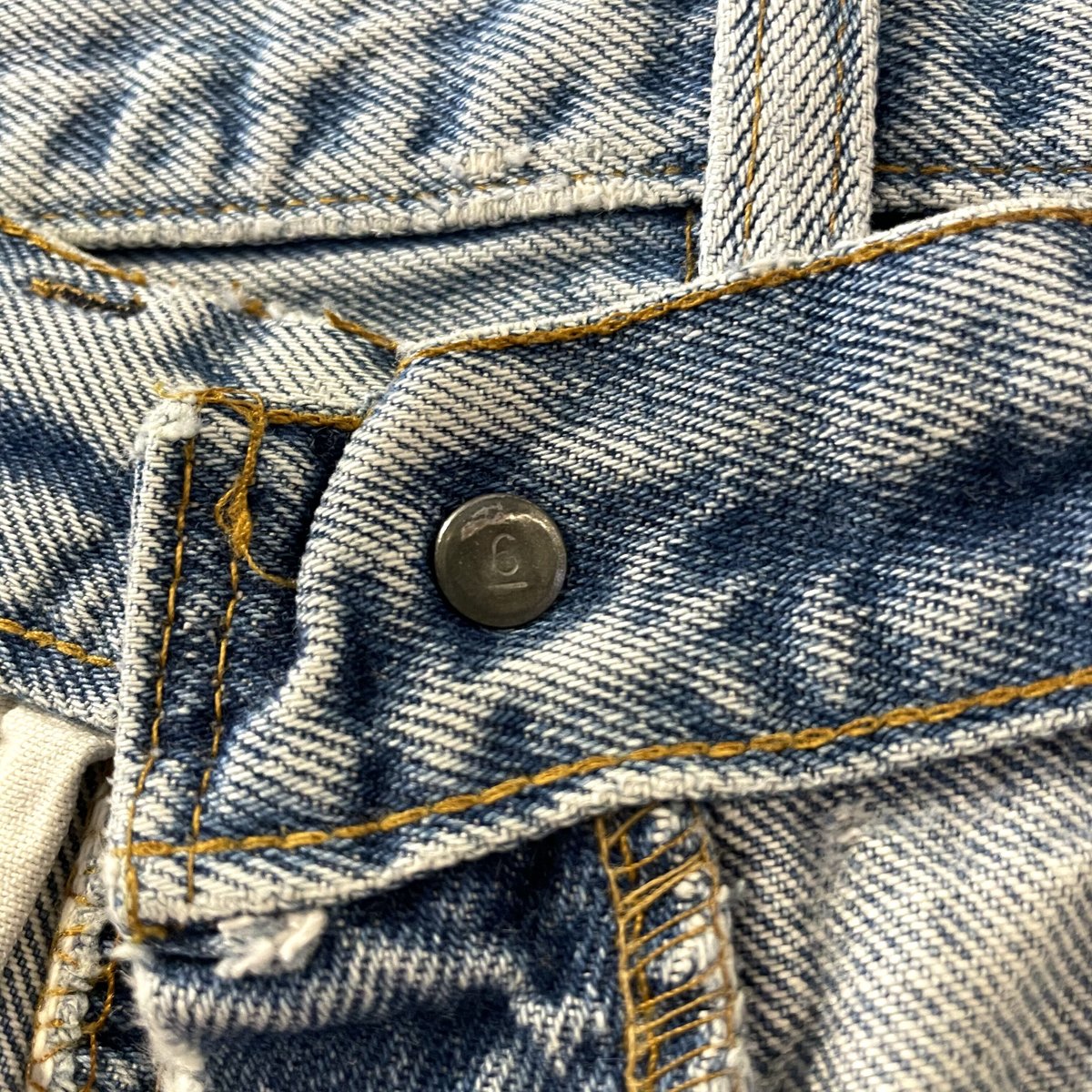 Levis 501 1980年 66後期モデル バックポケット裏チェーン Levis 501 1980年 66後期モデル バックポケット裏チェーン