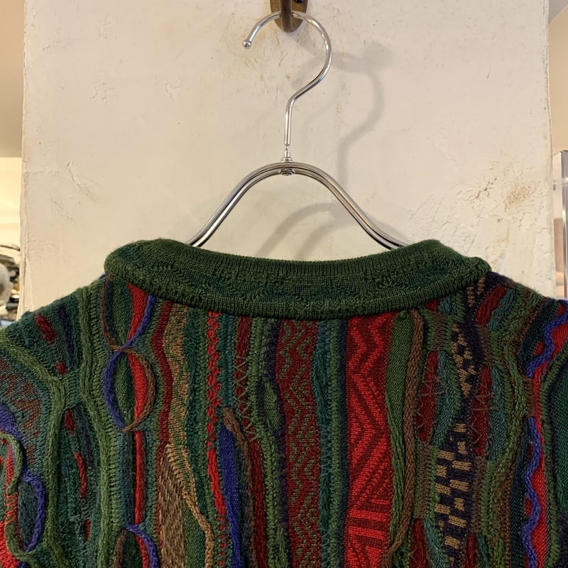 COOGI 3Dニット PURE NEW WOOL ニットセーター クージー (S1896) COOGI 3Dニット PURE NEW WOOL ニットセーター クージー (S1896)