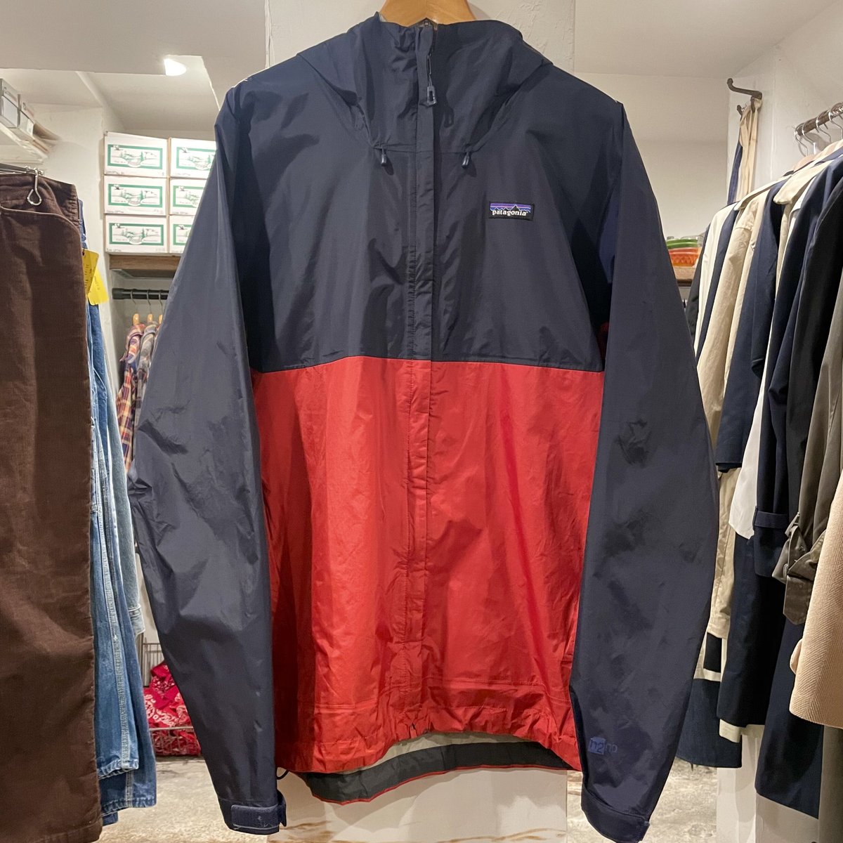 新品/タグ付き/patagonia レインジャケットXXS 赤 patagonia