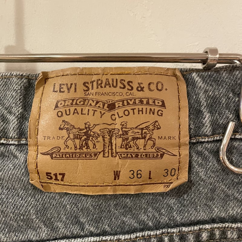 Levi's 517 ブラックデニムパンツ ブーツカット フレアパンツ