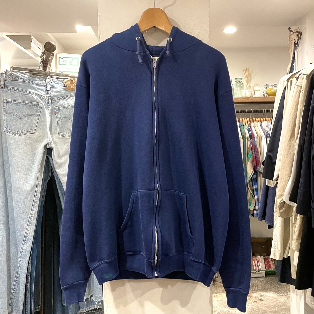 DISCUS 80s USA製 ヴィンテージ 無地 紺 スウェットジップ DISCUS 80s USA製 ヴィンテージ 無地 紺 スウェットジップ