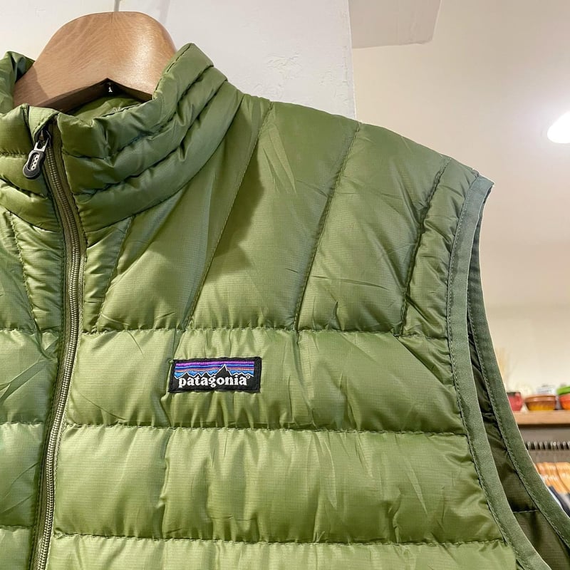 patagonia ダウンセーターベスト 09年 Mサイズ パタゴニア (S0449) | DUFF
