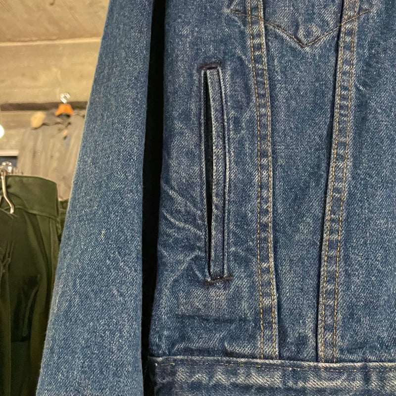 80s Levi's 70506 0216 デニムジャケット ケアタグ USA製 Size 4 80s Levi's 70506 0216 デニムジャケット ケアタグ USA製 Size 4