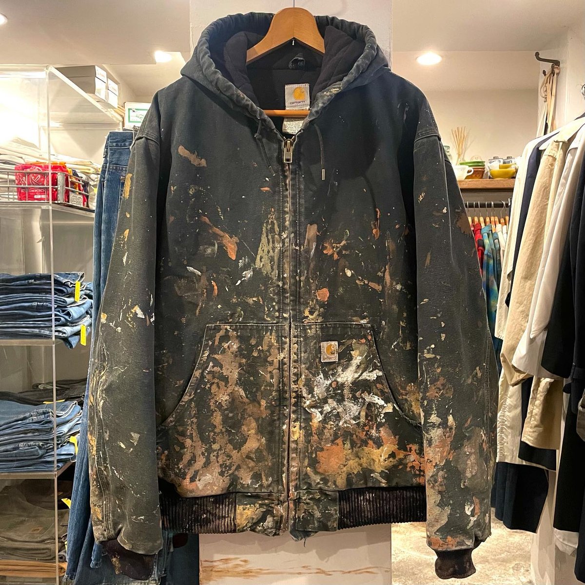 carhartt USA製 アクティブジャケット 黒 XL ペンキ ダック地 carhartt USA製 アクティブジャケット 黒 XL ペンキ ダック地