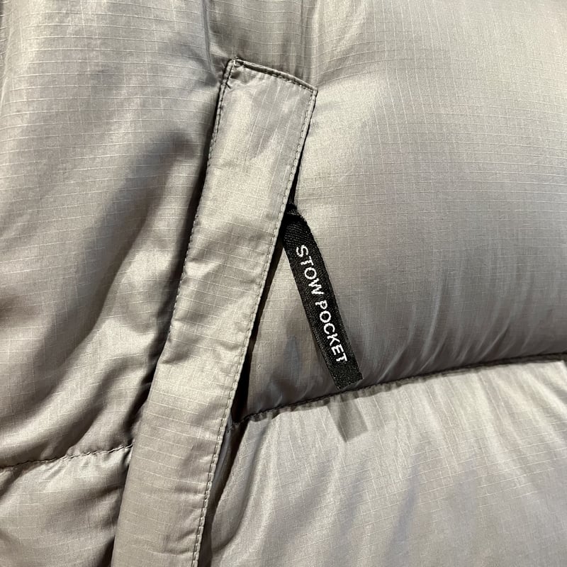 THE NORTH FACE ヌプシダウンベスト ノースフェイス グレー THE NORTH FACE ヌプシダウンベスト ノースフェイス グレー