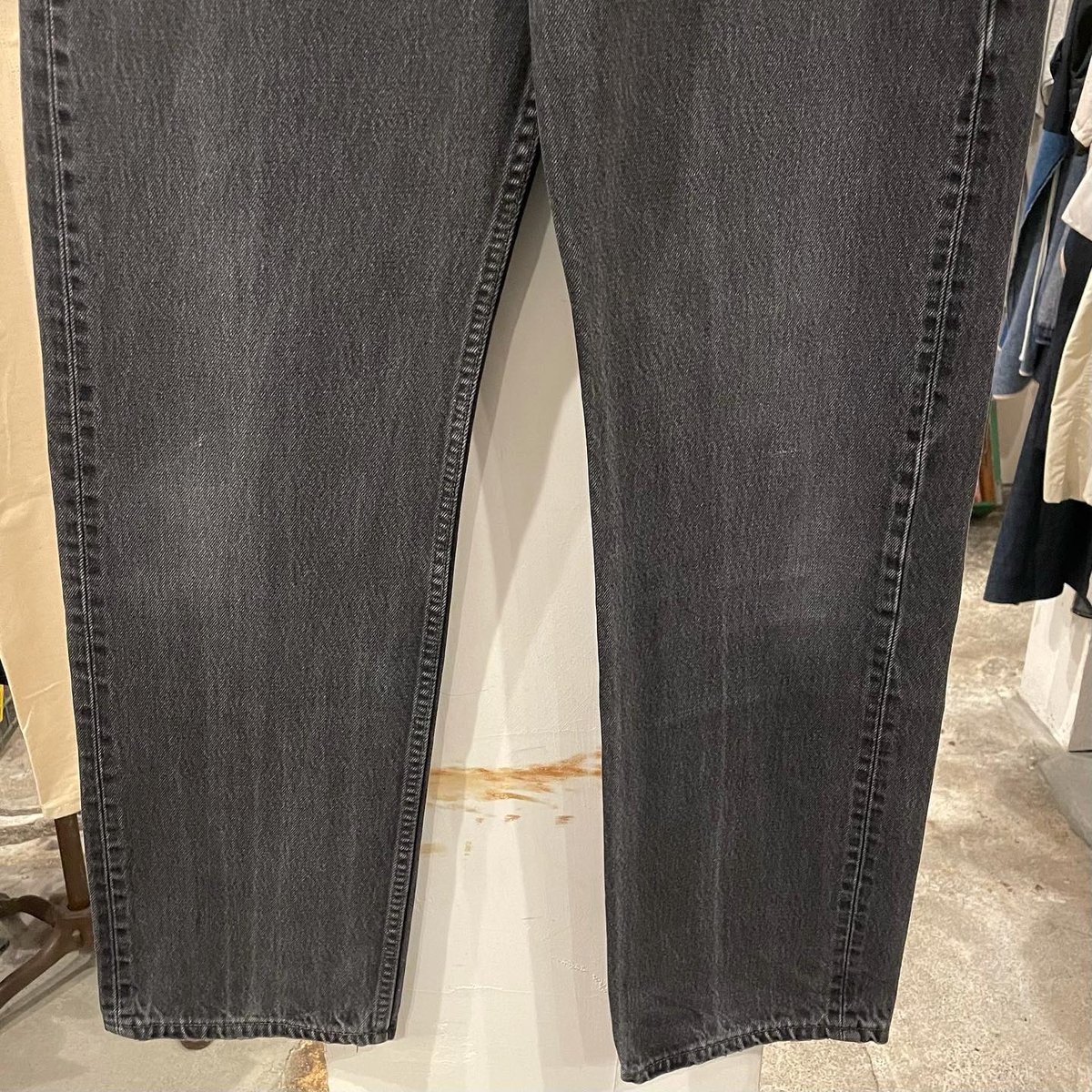 Levi's リーバイス 553先染めブラックデニムパンツ フレア レディース Levi's リーバイス 553先染めブラックデニムパンツ フレア