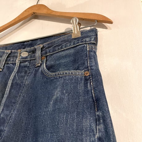 70s　Levi's 501　Big E　28×28　リーバイス　デニムパンツ　ボタン裏6　ヴィンテージデニム　赤耳　(S3085)