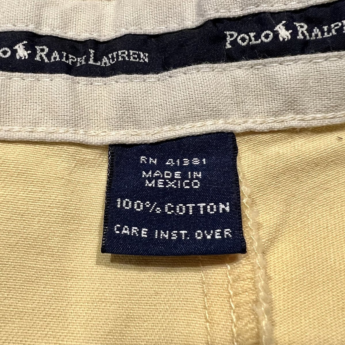 Polo by Ralph Lauren チノパン タック入り ポロチノ イエロー Polo by Ralph Lauren チノパン タック入り ポロチノ イエロー