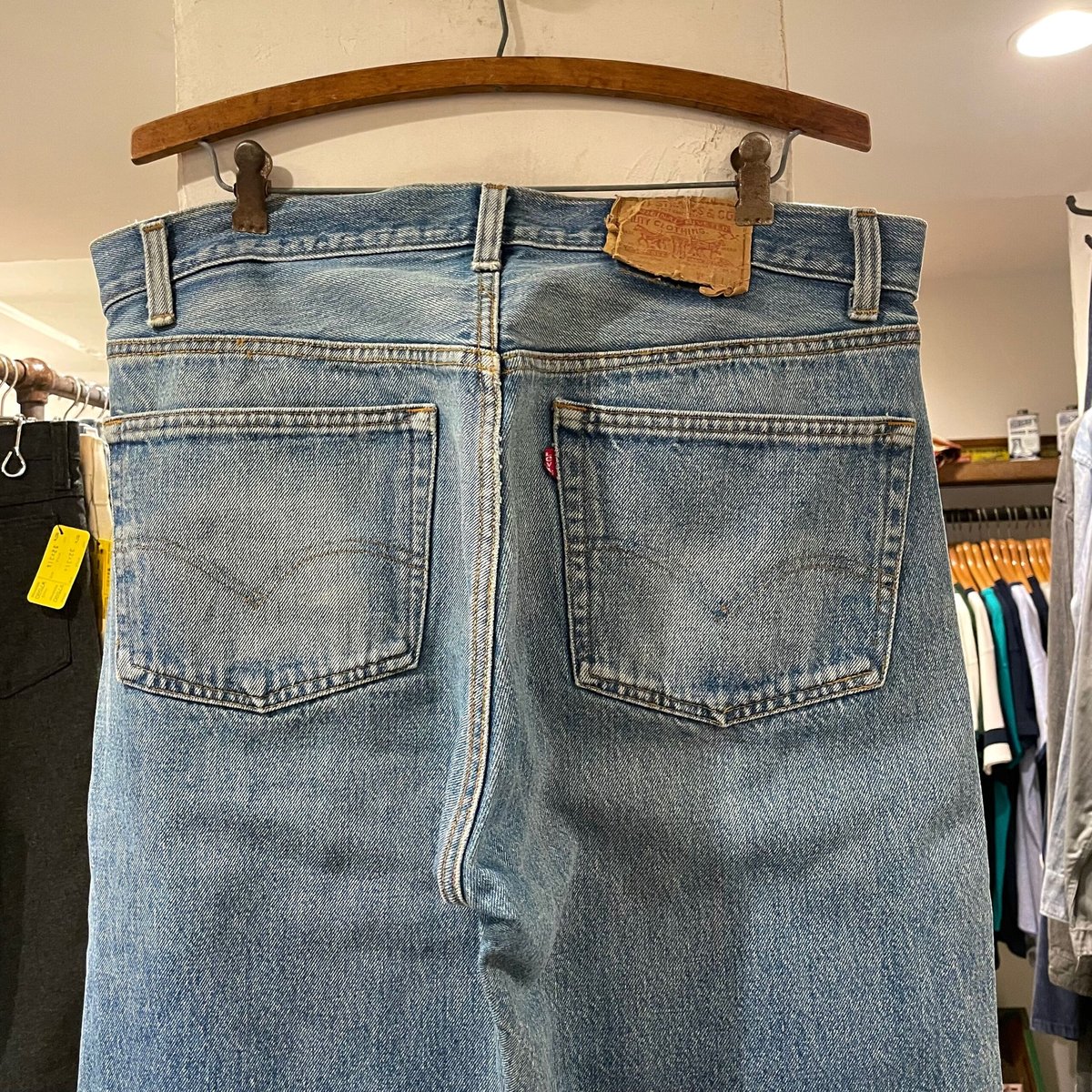 Levi's 501 80年代 リーバイス501 内股シングル 脇割 裾裏 Levi's 501 80年代 リーバイス501 内股シングル 脇割 裾裏