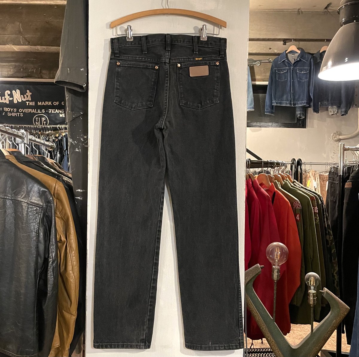 Wrangler 13MWZWK ブラックデニム パンツ 31×32 ラングラー (S3471