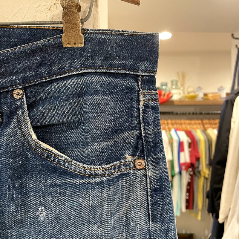 Levi's 501 66前期 ヴィンテージデニムパンツ ボタン裏6 バック