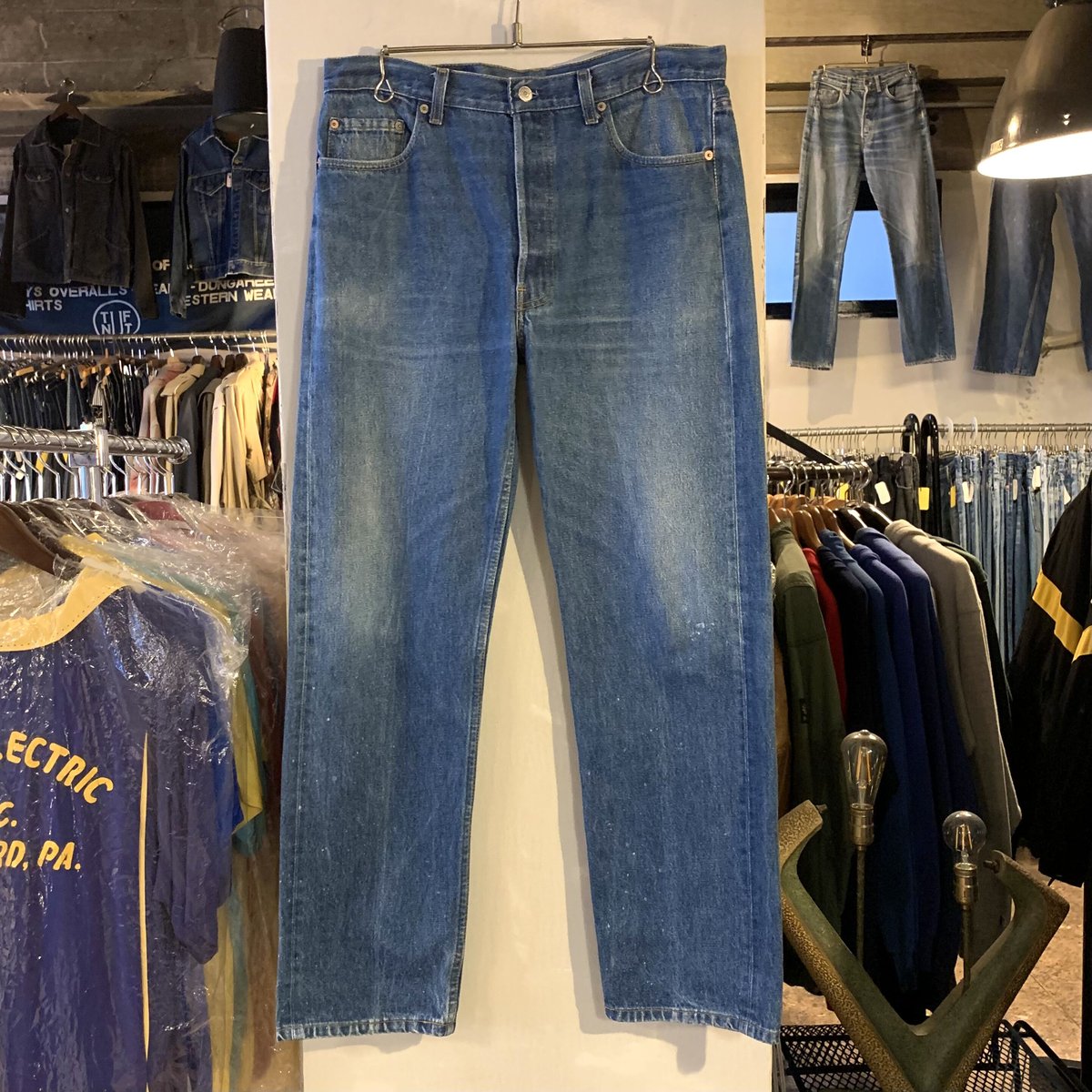 90s Levi's 501 リーバイス デニムパンツ ボタン裏520 USA製 90s Levi's 501 リーバイス デニムパンツ ボタン裏520 USA製