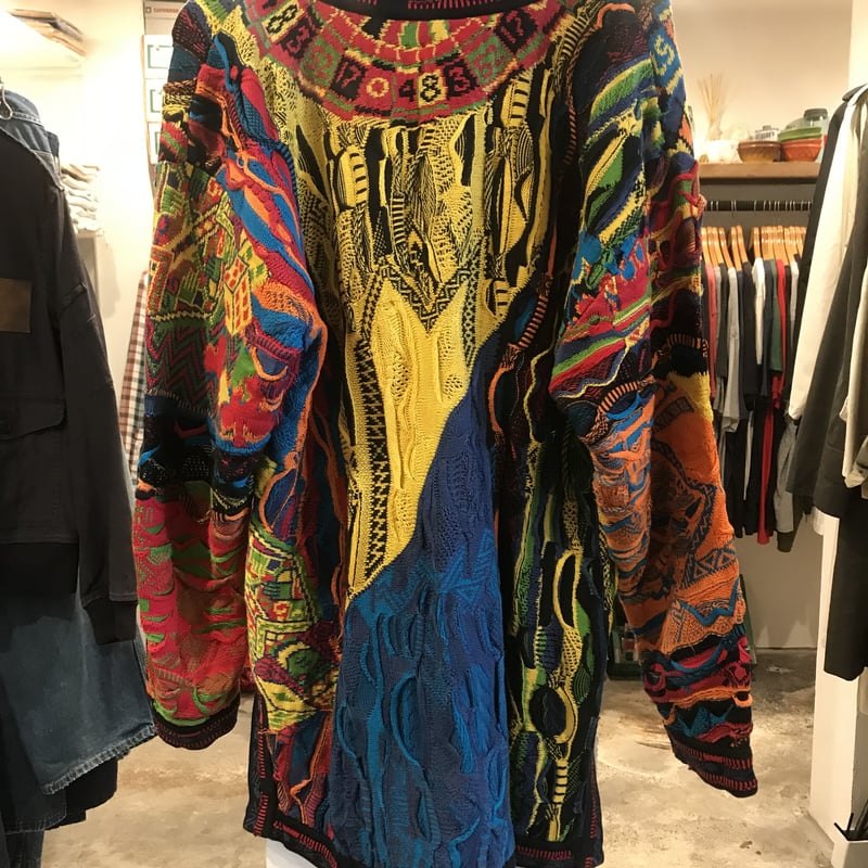 COOGI 3Dニット Vネックセーター マルチカラー クージー | DUFF COOGI 3Dニット Vネックセーター マルチカラー クージー | DUFF