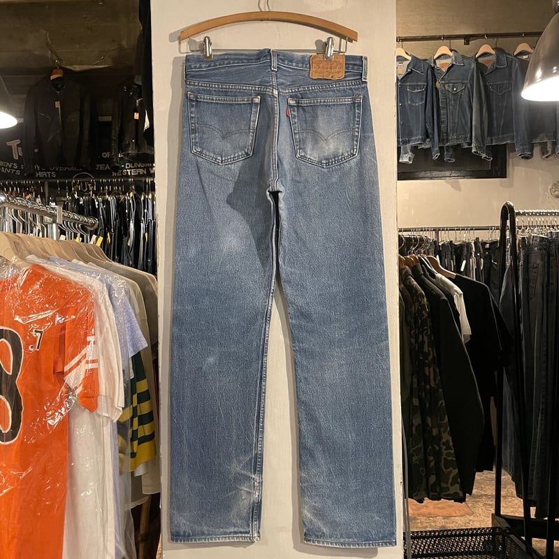 ヴィンテージ70〜80&#39;s LEVI&#39;S 501 ジーンズ　(匿名配送) Levi's リーバイス 70S VINTAGE 501 66前期 ボタン裏16 紙パッチ