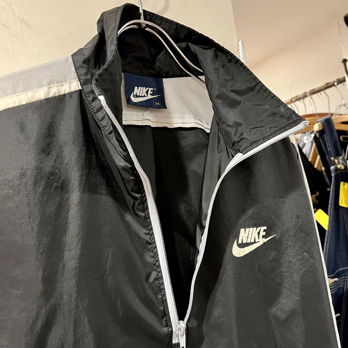 80s NIKE ナイロンジャケット シャカシャカ ナイキ 切り替え 80s NIKE ナイロンジャケット シャカシャカ ナイキ 切り替え