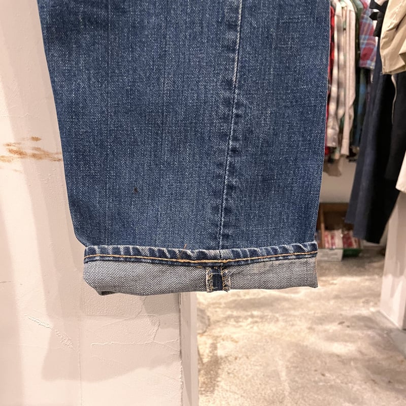 LEVI’S リーバイス 505 66後期 縦落ち 42TALON ボタン裏8 LEVI'S リーバイス 505 66後期 縦落ち 42TALON ボタン裏8 - メルカリ