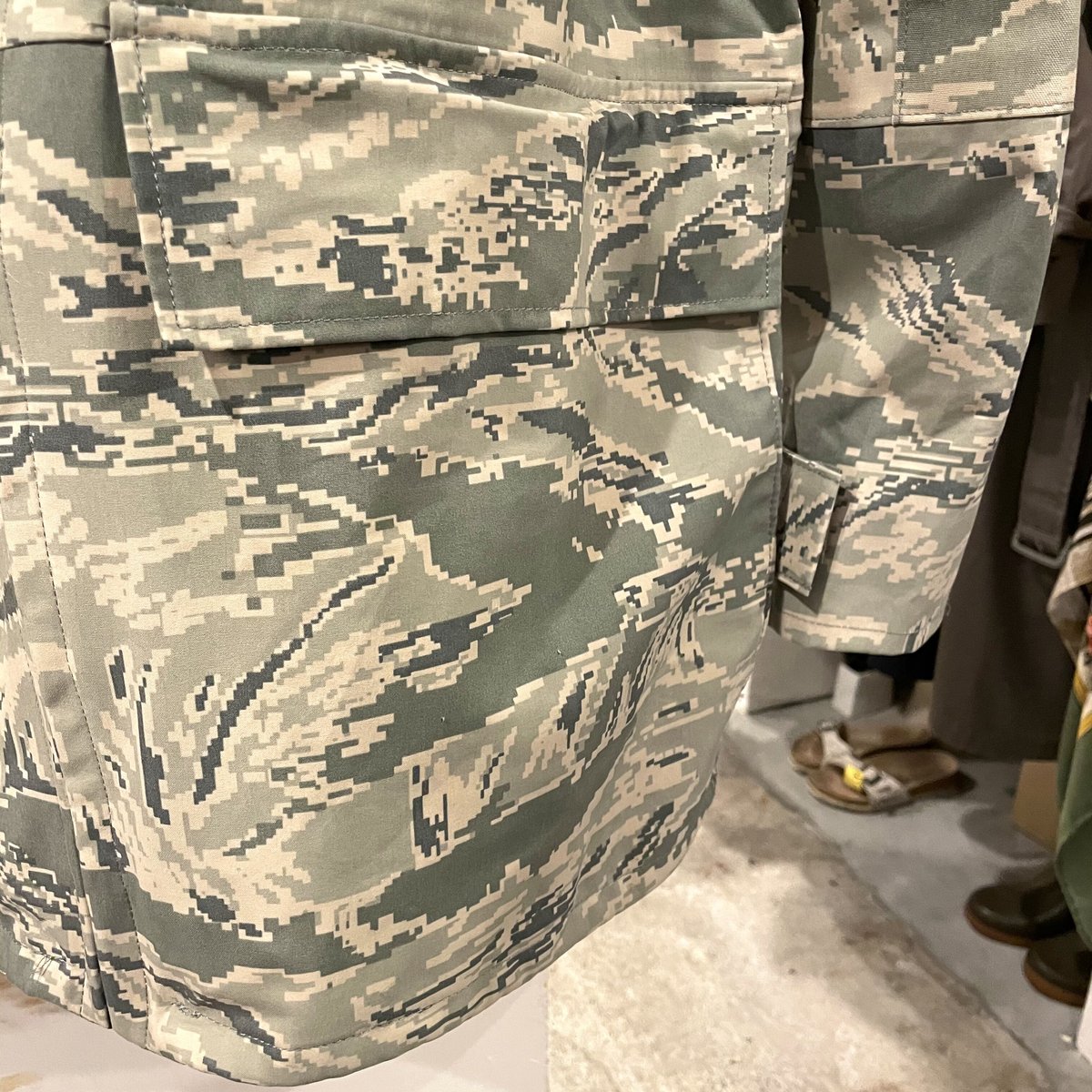 black design タイガーカモ柄 US AIR FORCE GORE-TEXパーカー デジタルタイガーカモ柄 DEAD