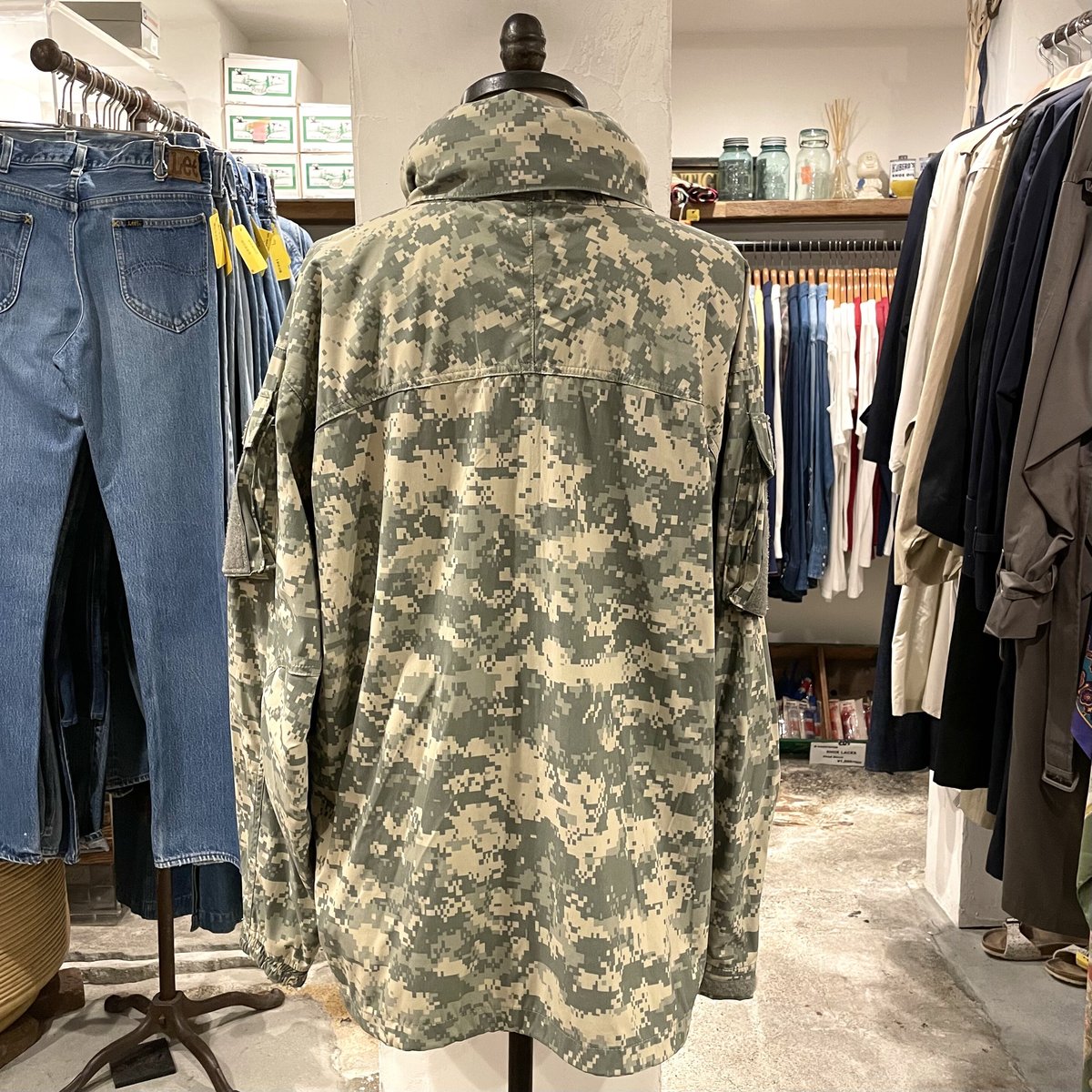 US ARMY ECWCS GEN3 ソフトシェルジャケット デジカモ柄 エクワックス