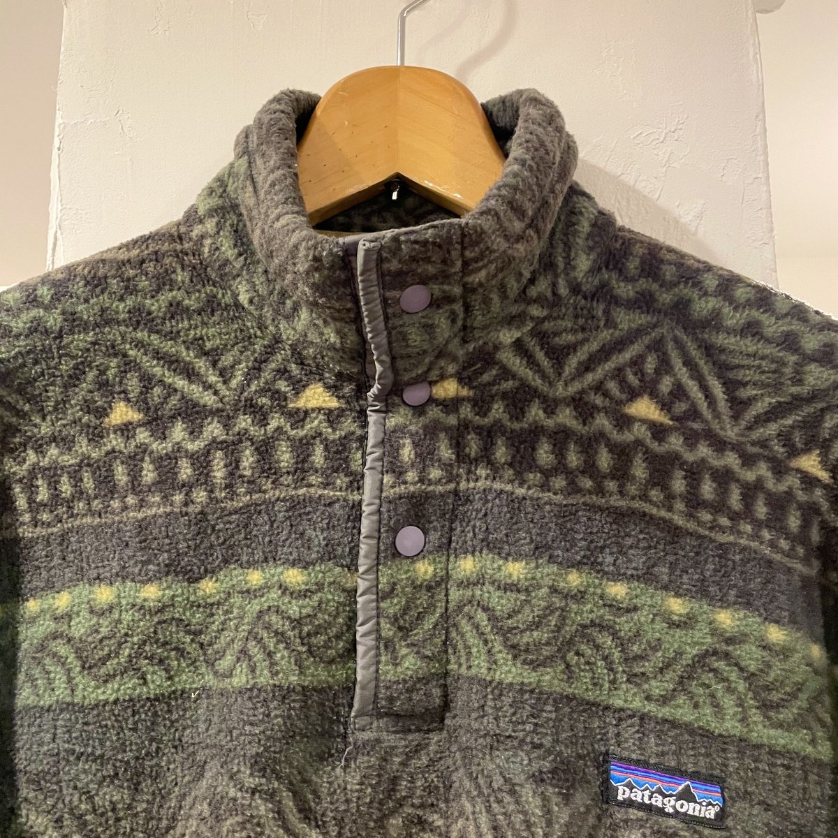 Patagonia　パタゴニアシンチラスナップT 　総柄　アリゲーター　USA製 patagonia 総柄 シンチラスナップT XSサイズ パタゴニア (S0397) | DUFF